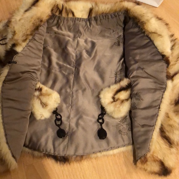Vintage Fitch Fur Cape - Picture 6 of 7